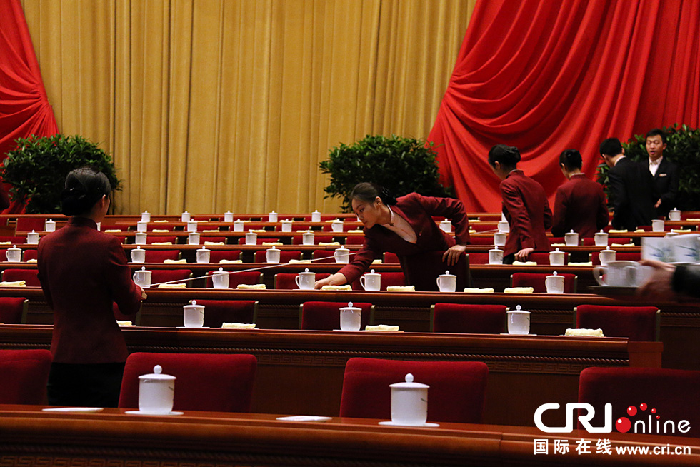 为期9天的全国政协十二届二次会议将于12日上午在北京人民大会堂闭幕