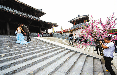 亚洲第一婚纱摄影基地_九寨沟婚纱摄影基地 . 童话世界