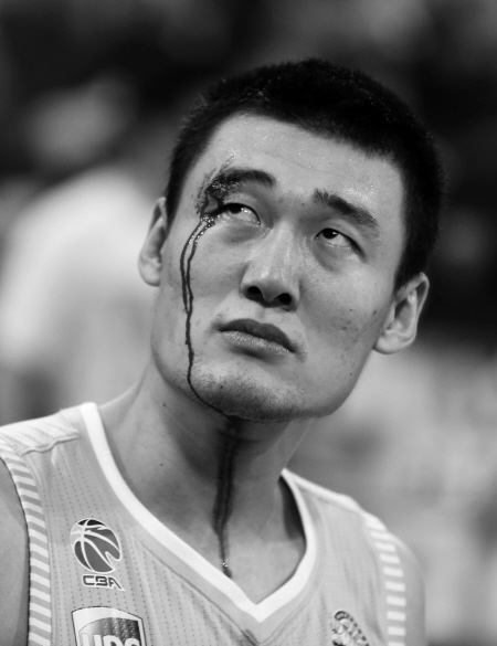 CBA总决赛:94:88击败新疆队 北京队拿到冠军