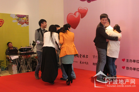 爱 罗蒙环球城大型相亲会甜蜜落幕-环球,<em>男女</em>,
