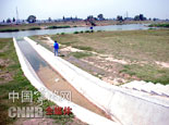 索须河边的一条水渠