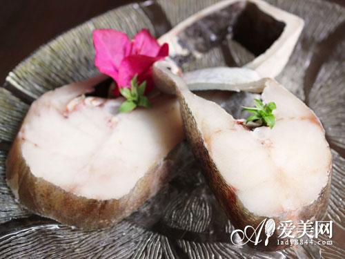 营养不足易<em>掉发</em> 早脱族 要多<em>吃</em>10种食物-营养,