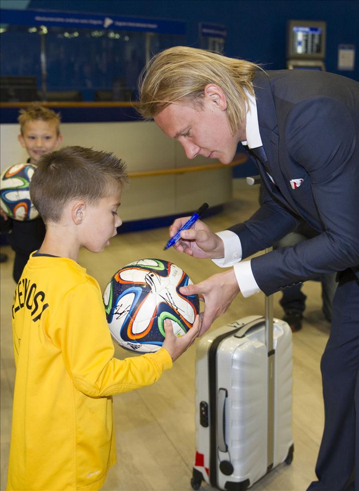 克罗地亚队出征世界杯-克罗地亚,世界杯,萨格勒