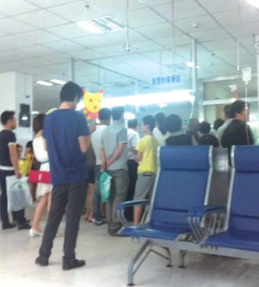 苍南一护士输液闹乌龙 手足口病药物输给肺炎