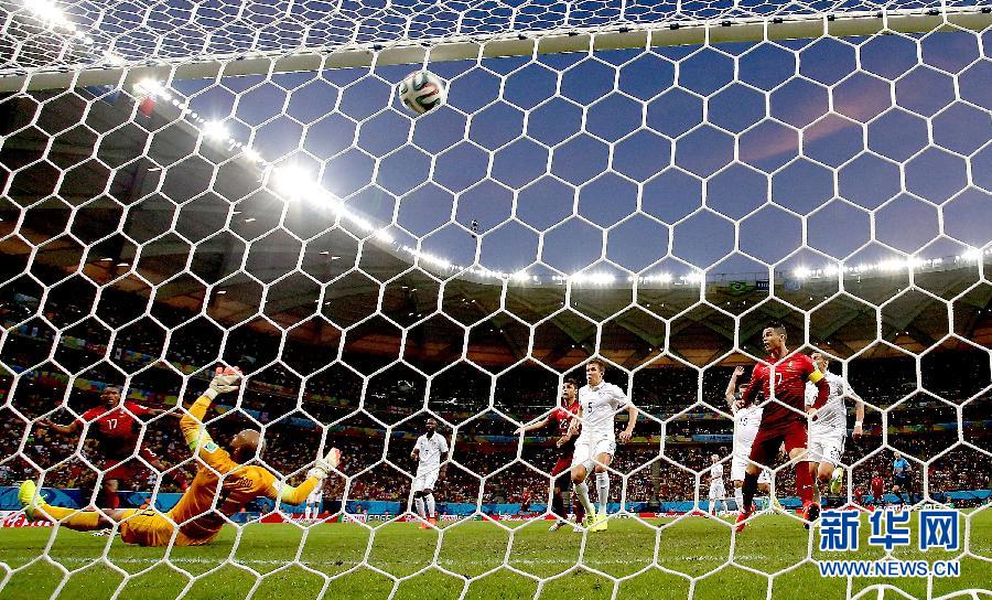 C罗压哨助攻扳平球 葡萄牙2-2平美国仍垫底-新