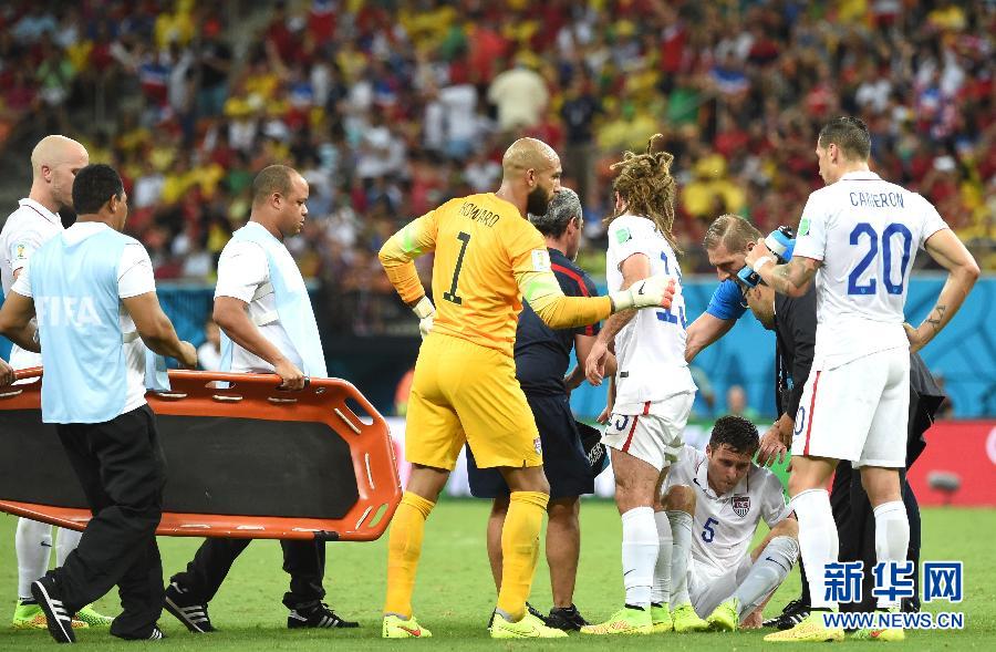 C罗压哨助攻扳平球 葡萄牙2-2平美国仍垫底-新