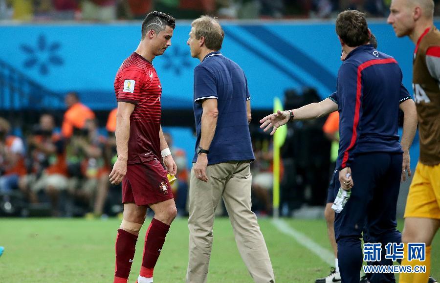 C罗压哨助攻扳平球 葡萄牙2-2平美国仍垫底-新