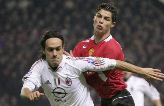 内斯塔:梅西已经到达巅峰 强于C罗 阻挡他完全