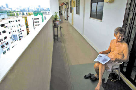 走街串巷察新加坡民生 如何解决肚子问题-