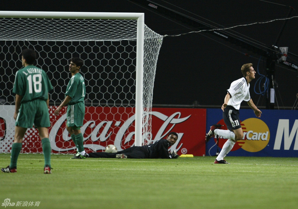 世界杯史上第一射手克洛泽16球全记录-世界杯