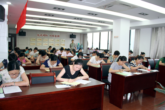 点击图片查看详情 江北区人口计生委_重庆市江北区人口计生委到七里山七东社区参观学习(3)