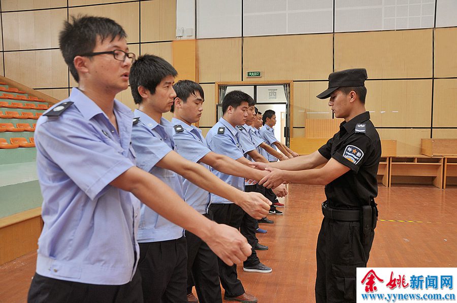 哪里有小学生军事化学校