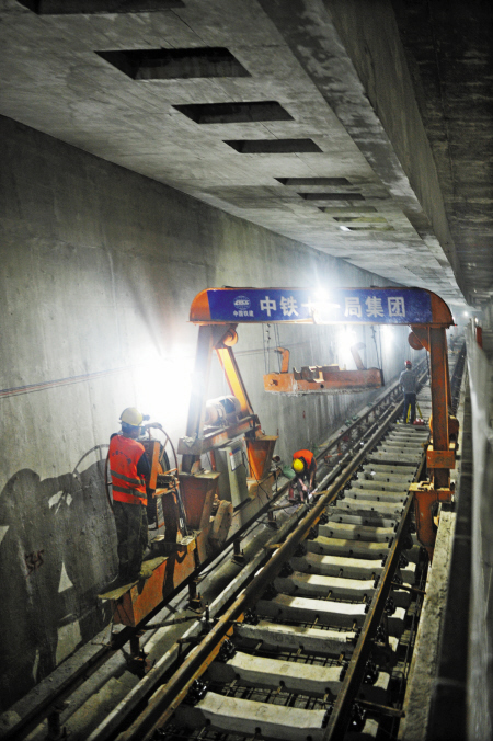 宁波地铁2号线一期地下段左线轨通