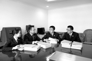 走近全国“模范检察官”陈永明