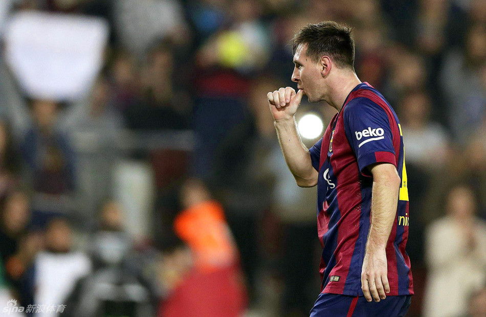 致敬梅西!致敬西甲史上第一!253球射手王!-梅西