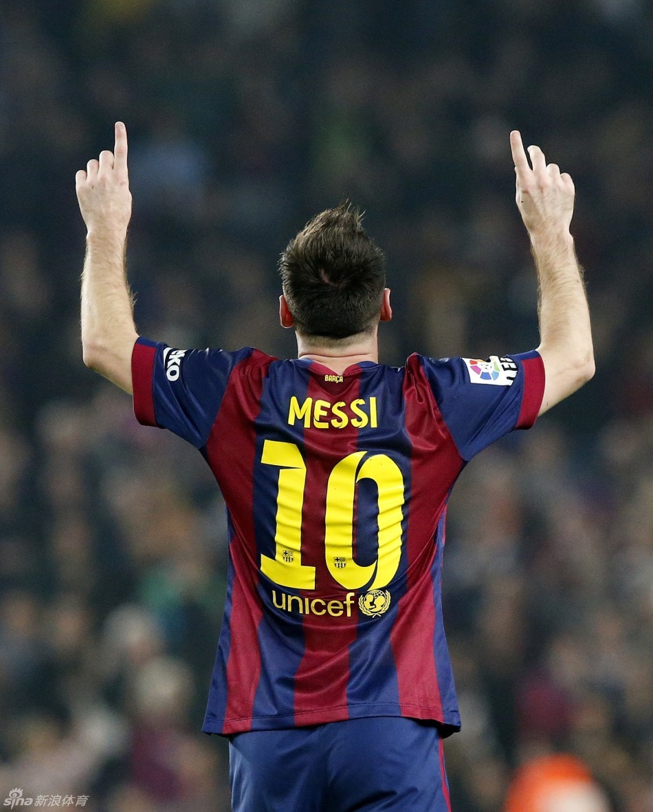 致敬梅西!致敬西甲史上第一!253球射手王!-梅西
