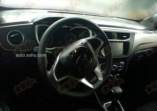 曝华晨中华V3谍照 外观运动/定位小型SUV