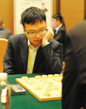 战胜偶像许银川 郑惟桐成中国象棋新科王中王