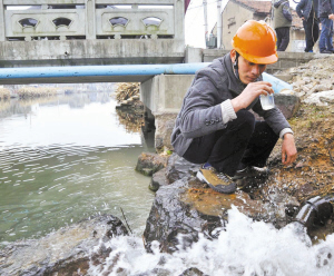 从昨天开始,石碶街道东杨村的村民们用上了来自东钱湖水厂和毛家坪