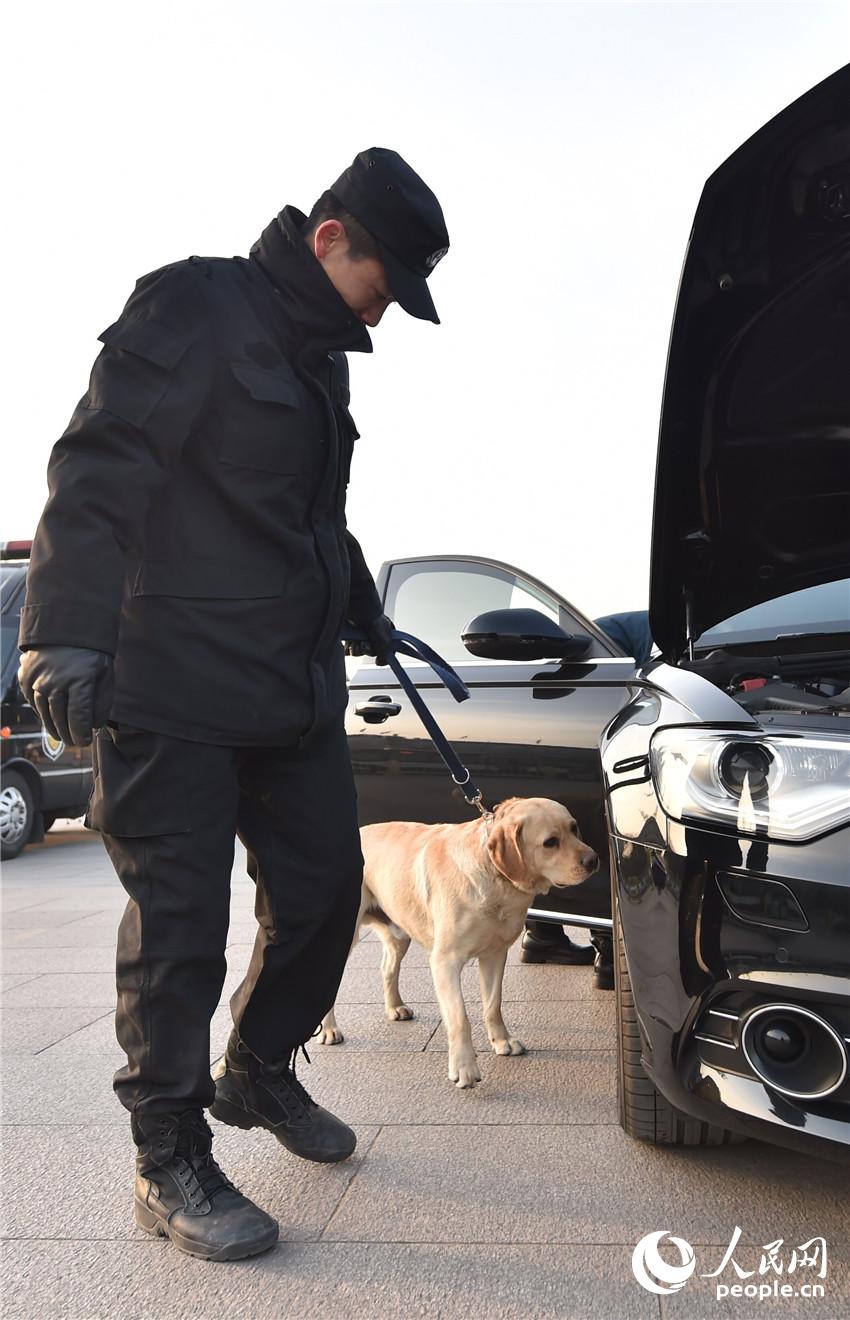 ��ͼ��15ֻ�ѱ�Ȯ�㳡��������ó�