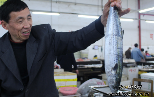 马鲛鱼海鲜_野生膏蟹糊秘制马鲛鱼象山石浦老刘家甲板海鲜来了