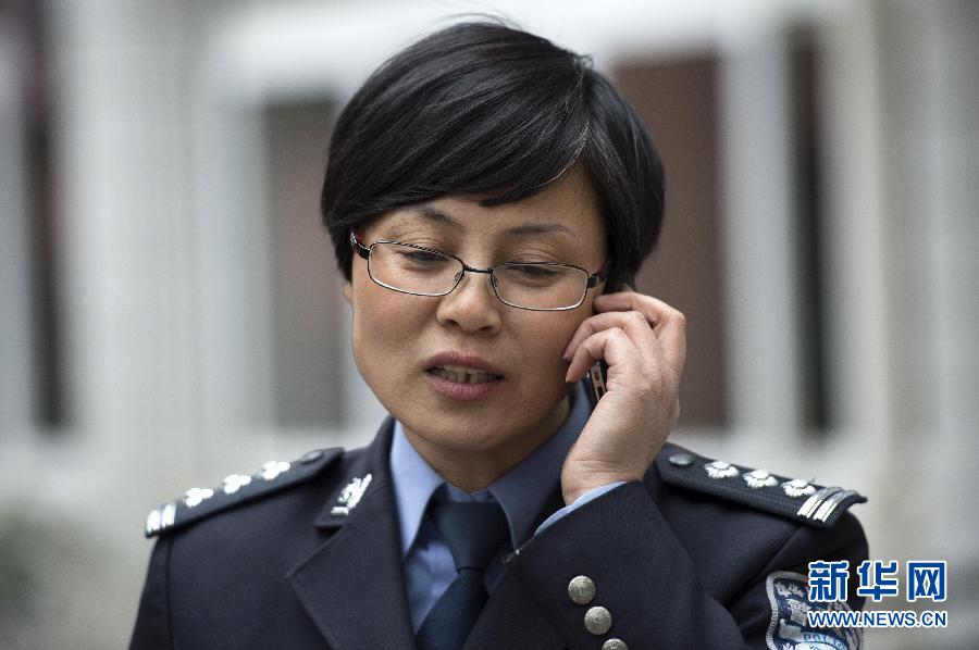 让群众真心点赞的民警胡朝霞