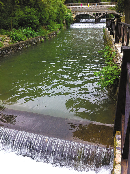 周书记墙头治水记