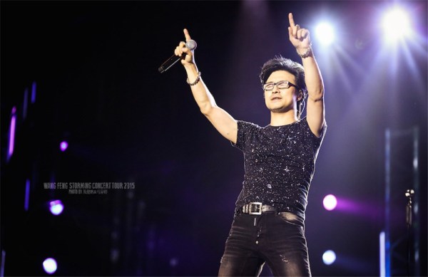 汪峰章子怡登记结婚或已秘密签字 欲给粉丝惊