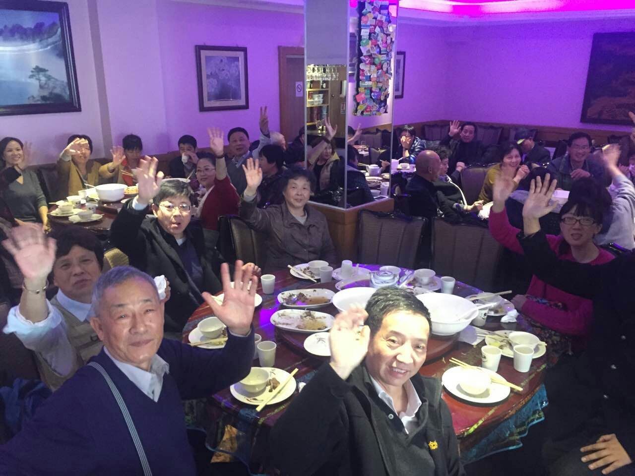 宁波两旅行团昨撤离巴黎