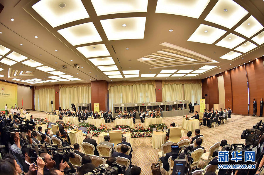 ���ǿ��ϯ��17���й������ˣ�10+1���쵼�˻���