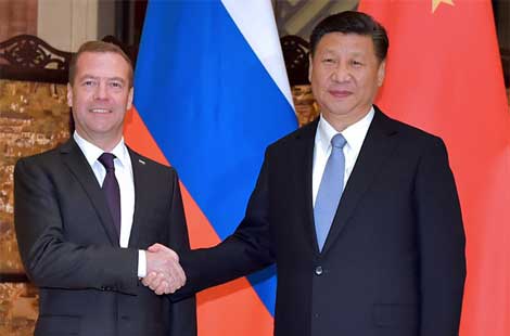 习近平会见俄罗斯总理梅德韦杰夫