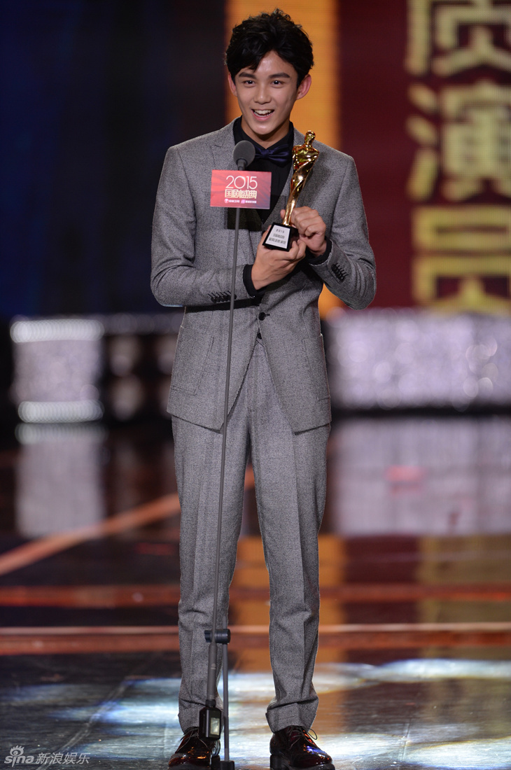 国剧盛典胡歌范冰冰获最佳男女演员 唐嫣霍建