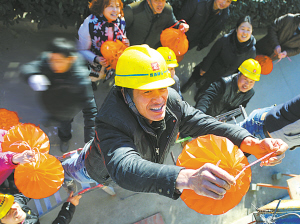 建筑工地年味浓