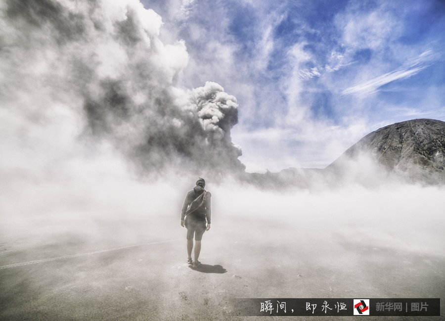 滑雪OUT了!男子挑战速滑活火山_中国宁波网_