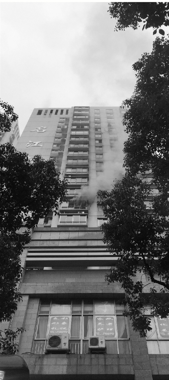 市政协委员诸国平:调整公租房申请门槛 向外地人倾斜