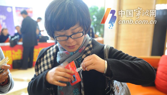 �������˴�������� �ڼ���ɳ�̬