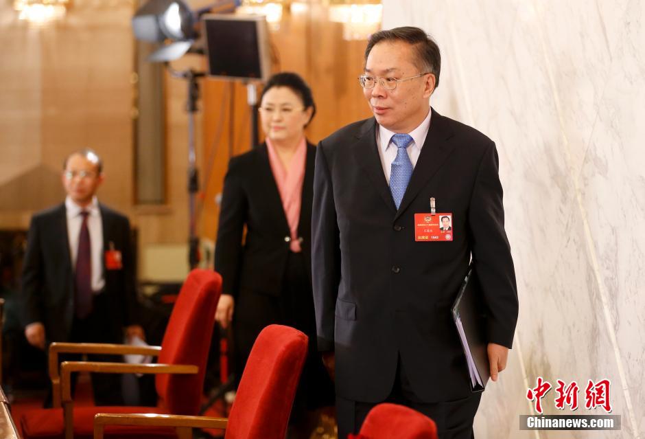 全国政协十二届四次会议新闻发布会 王国庆答记者问