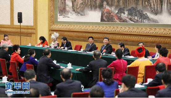 习近平“下团组” 为何对这些基层代表“情有独钟”