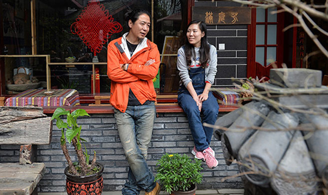 网红女教师：在成都开着店怀着娃