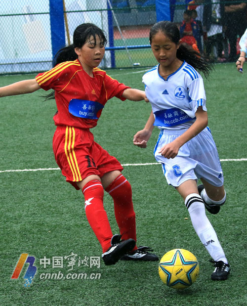 宁波市校园足球联赛甲组比赛落幕