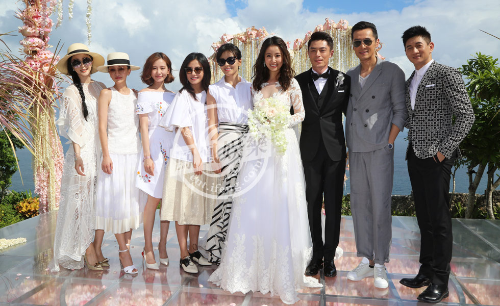 霍建华林心如婚礼:现场甜蜜热吻 赵薇意外现身