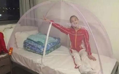 �й������ߺ���˴� �����ۼ۸ߴ�400��Ԫ