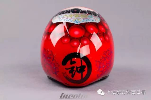 花木兰、穆桂英…中国车手头盔咋做的