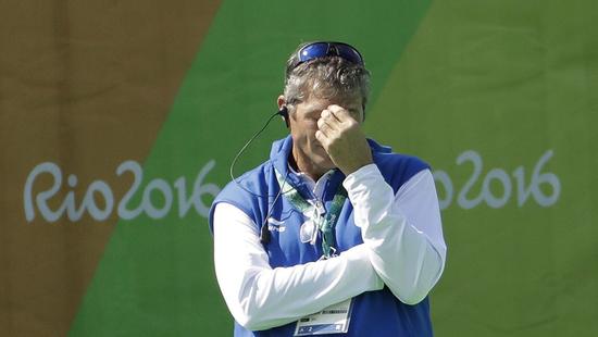 印度医生收入_国际妹|医闹频致医生死伤印度全省医生罢工一周(2)