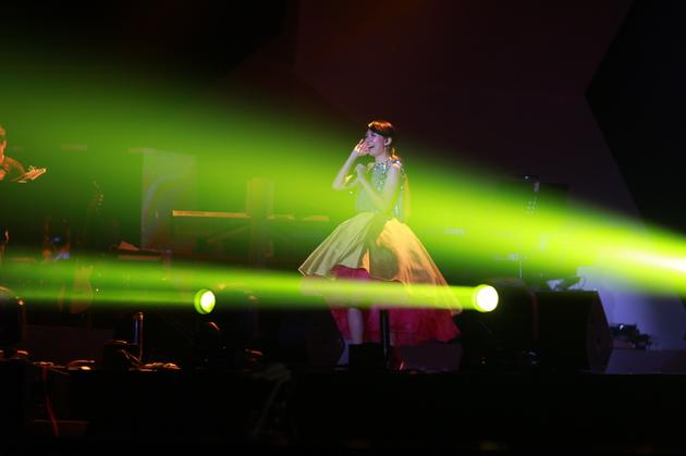 卓依婷依然记得演唱会北京站圆满落幕