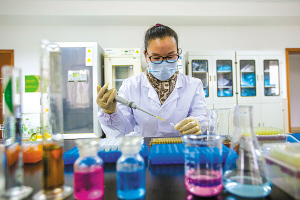 家庭文明建设构筑文明大基石