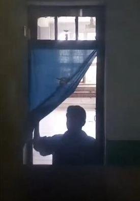 兰州一高校频现女厕偷拍 甘肃教育厅:尽早抓到