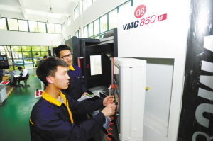 宁波市举行中职课改教学观摩研讨活动 试水网络直播-新闻中心-中国宁波网