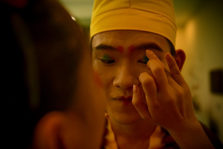 跳蚤舞怎么跳?这群大学生舞出民间艺术