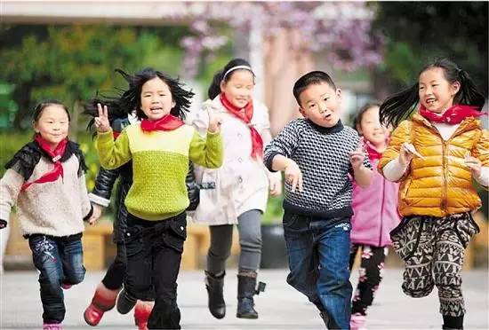 镇海外来务工人员子女可申请积分入学啦!具体